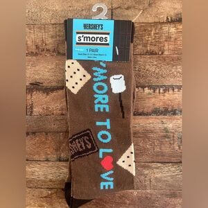 1 Pair of Hershey’s Chocolate Candy S'mores Brown Socks OS NEW Stocking Stuffers